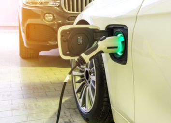 power-supply-connect-electric-car