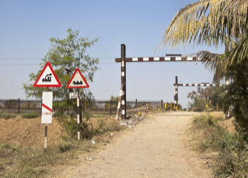 Tips To Safely Negotiate Level Crossings