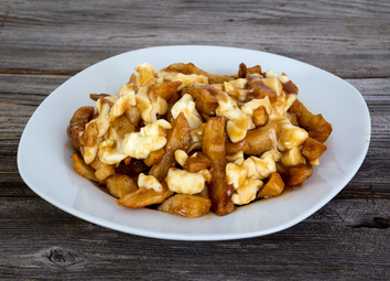 poutine-quebec-meal-french-fries-gravy