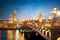 A wedding along the Seine creates the perfect romantic atmosphere