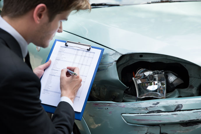 car-repairs-and-insurance-surveyors