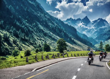 motorcyclists-on-mountainous-road-enjoying-tour